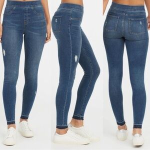 SPANX Women's Skinny Jeans - Blue Wash Feminine Distressed